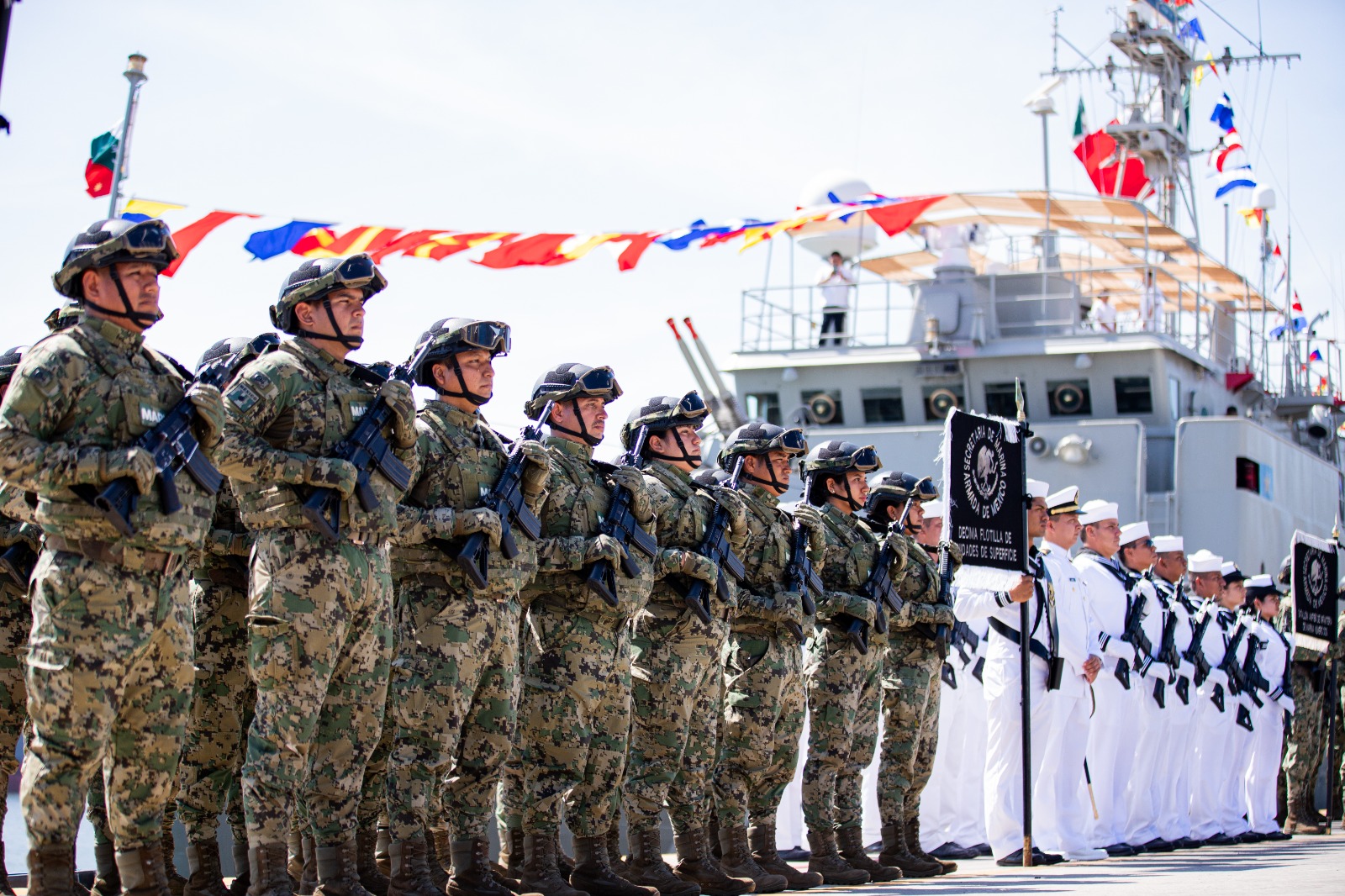 Se conmemora el Día de la Marina Nacional
